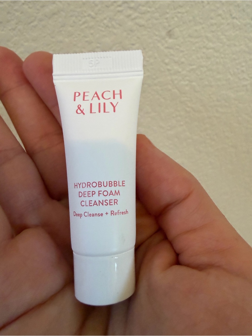 🌼 4/$13 - New two piece skincare set (It cosmetics and peach & Lily) - Picture 3 of 4